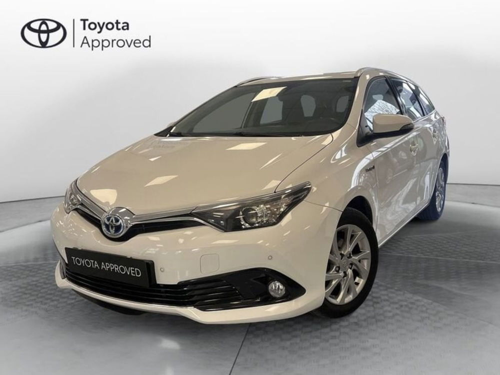 Toyota Auris Station Wagon usata a Prato