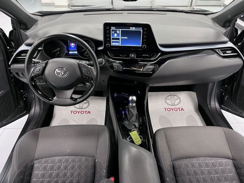 Toyota Toyota C-HR usata a Prato (8)