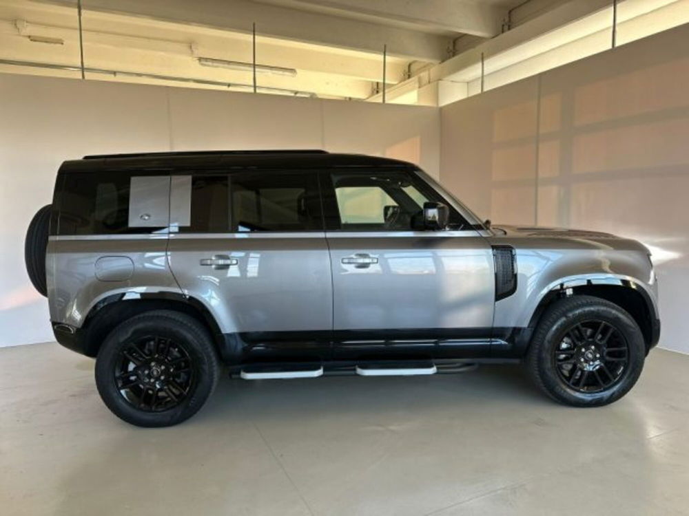 Land Rover Defender usata a Modena (9)