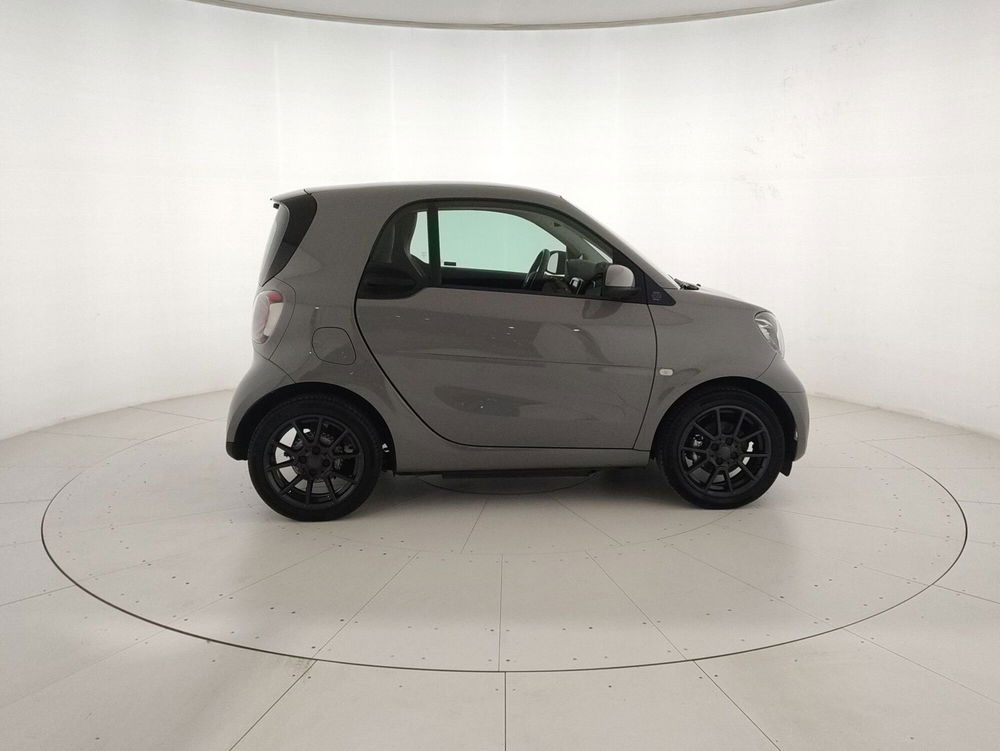 smart Fortwo usata a Genova (5)