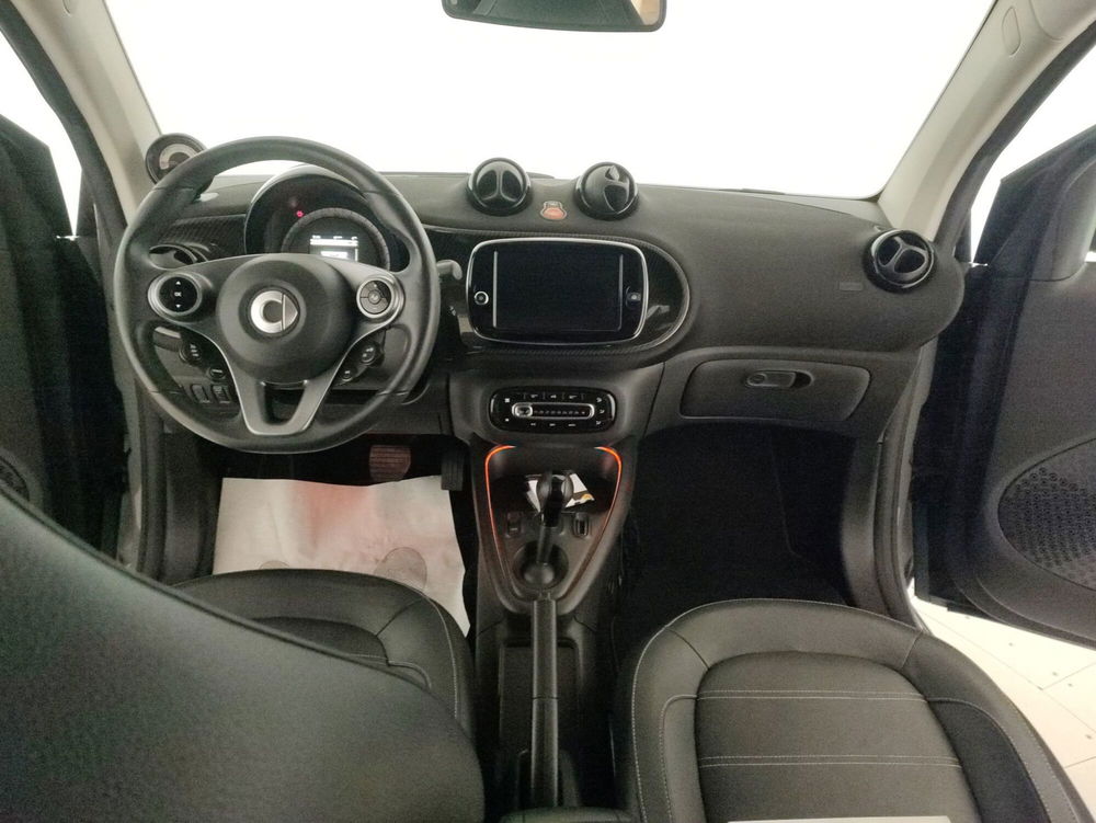 smart Fortwo usata a Genova (7)