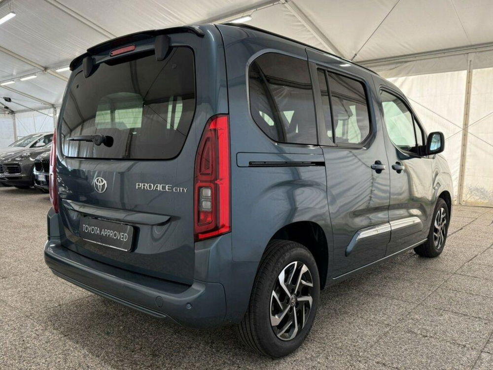 Toyota Proace City Verso nuova a Monza e Brianza (6)