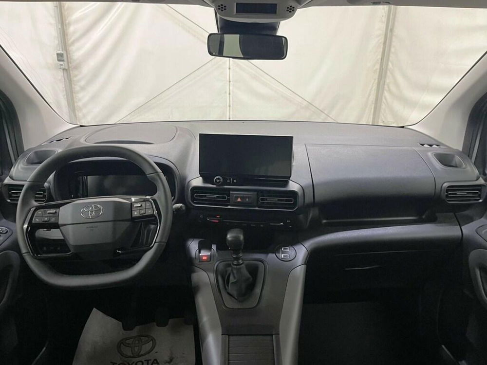 Toyota Proace City Verso nuova a Monza e Brianza (8)