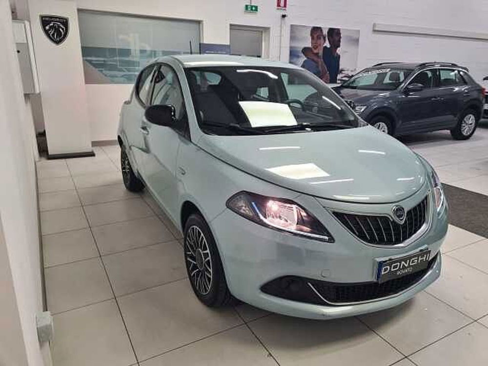 Lancia Ypsilon usata a Brescia (2)