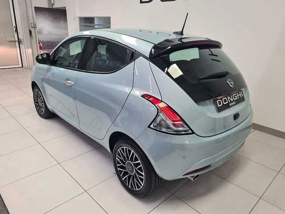 Lancia Ypsilon usata a Brescia (5)