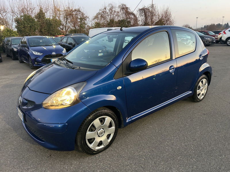 Toyota Aygo 1.0 12V VVT-i 5 porte Sol  del 2007 usata a Piacenza