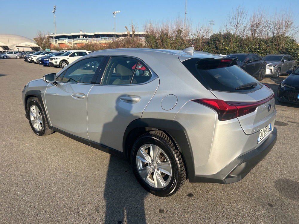 Lexus UX usata a Piacenza (4)