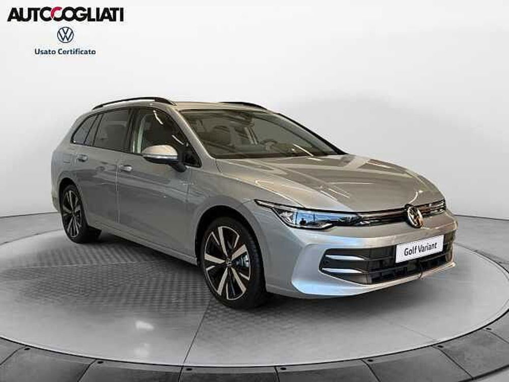 Volkswagen Golf Variant nuova a Lecco (3)