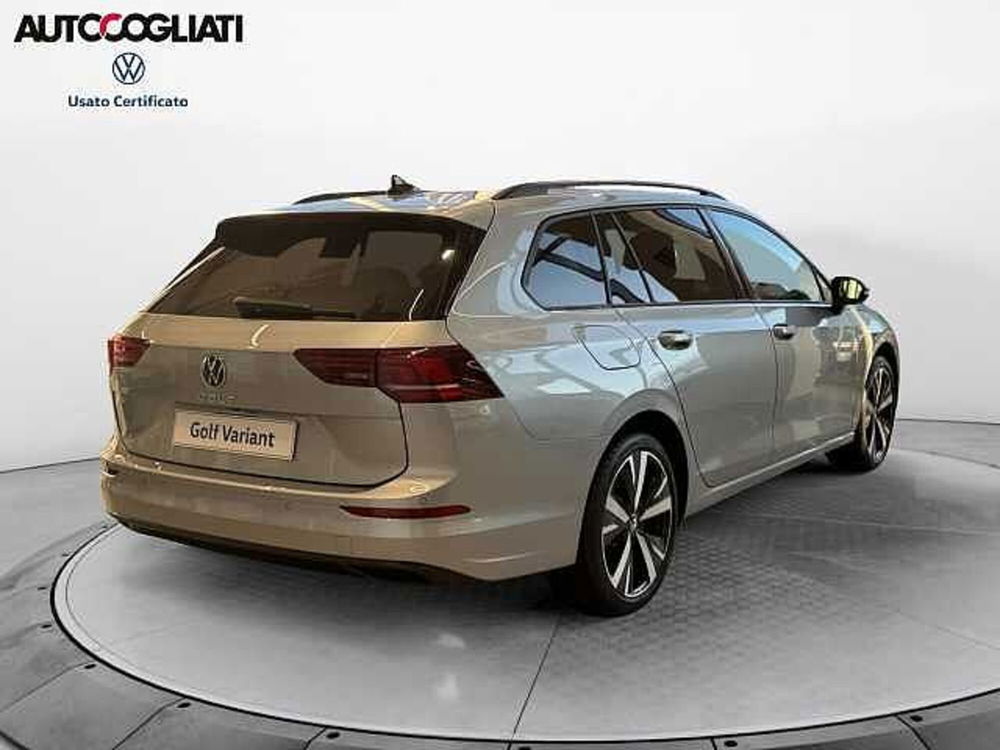 Volkswagen Golf Variant nuova a Lecco (5)