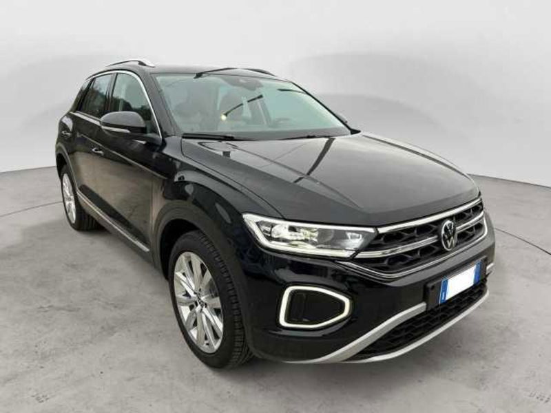 Volkswagen T-Roc 2.0 TDI SCR 150 CV DSG Sport BlueMotion Technology nuova a Pratola Serra