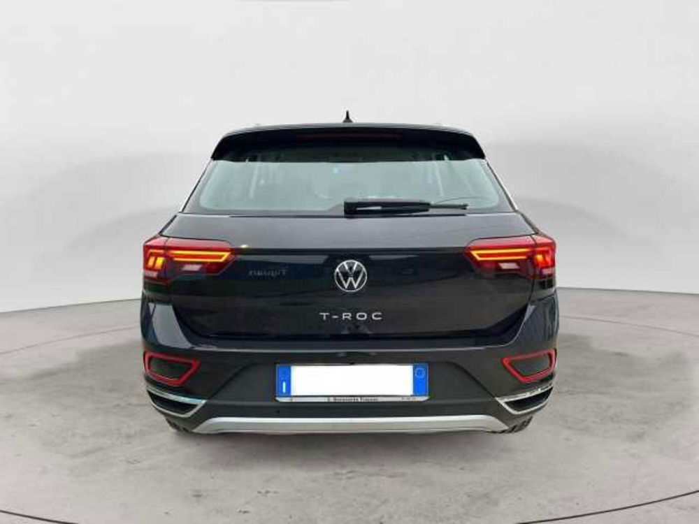 Volkswagen T-Roc nuova a Avellino (5)