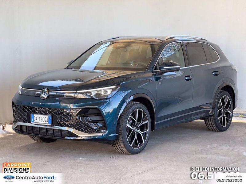 Volkswagen Tiguan 2.0 tdi R-Line 150cv dsg nuova a Albano Laziale