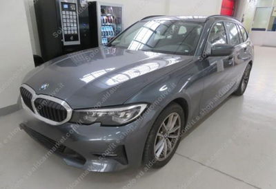 BMW Serie 3 Touring 320d 48V xDrive  Business Advantage del 2020 usata a Tricase