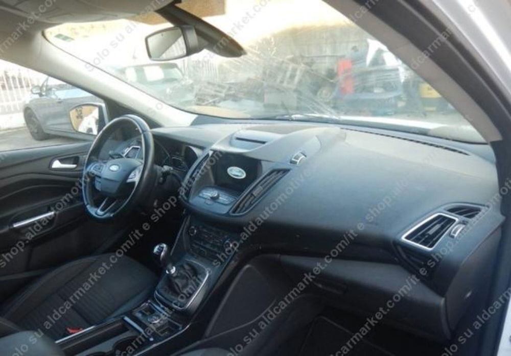 Ford Kuga usata a Lecce (4)