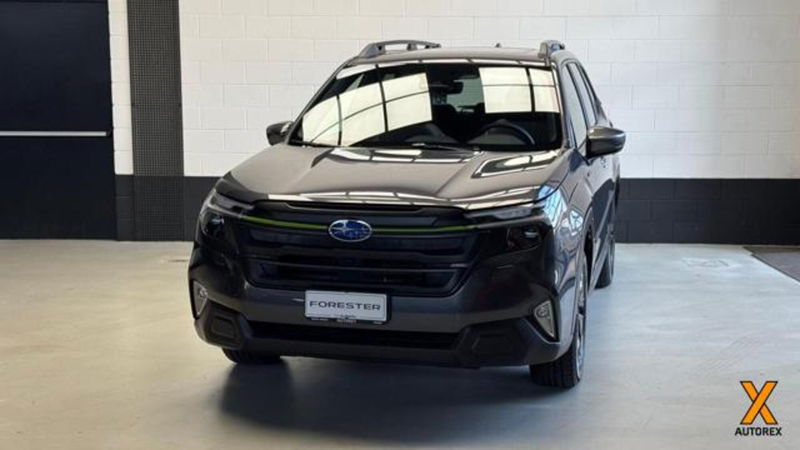 Subaru Forester 2.0 e-Boxer MHEV CVT Lineartronic 4dventure  nuova a Olgiate Olona