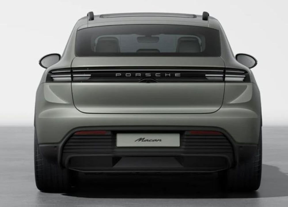 Porsche Macan nuova a Livorno (6)