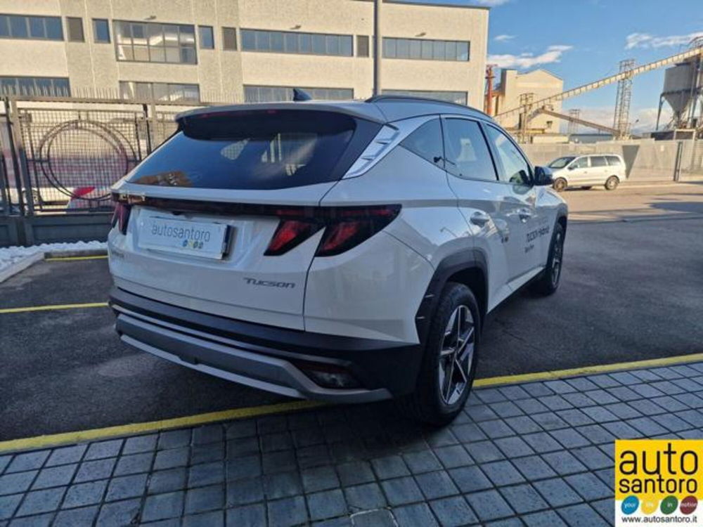 Hyundai Tucson nuova a Salerno (9)