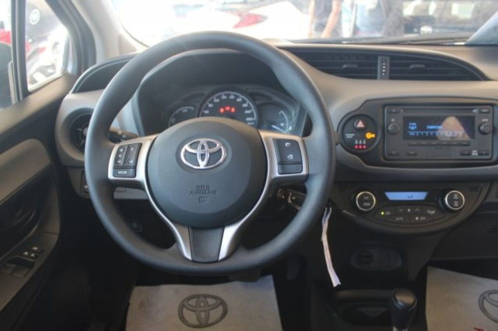 Toyota Yaris usata a Roma (10)