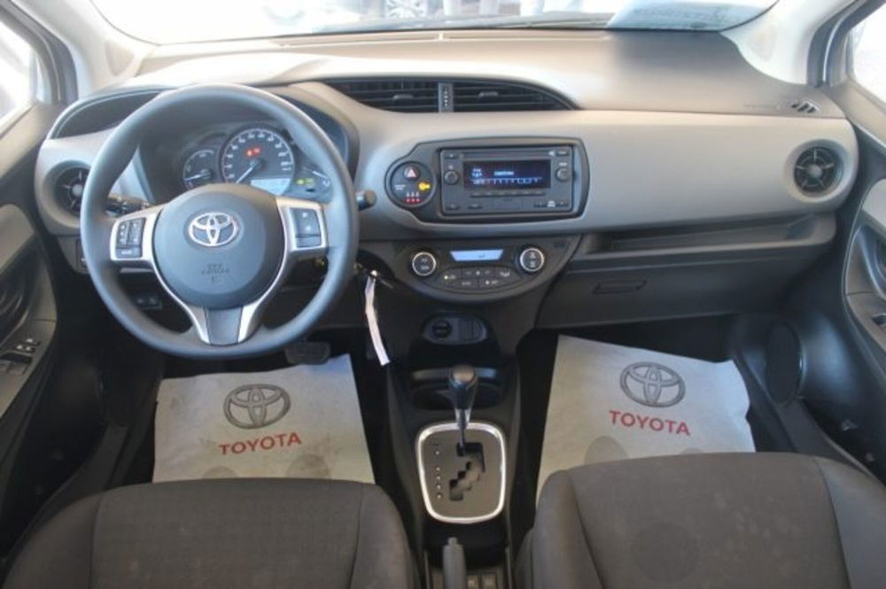 Toyota Yaris usata a Roma (9)