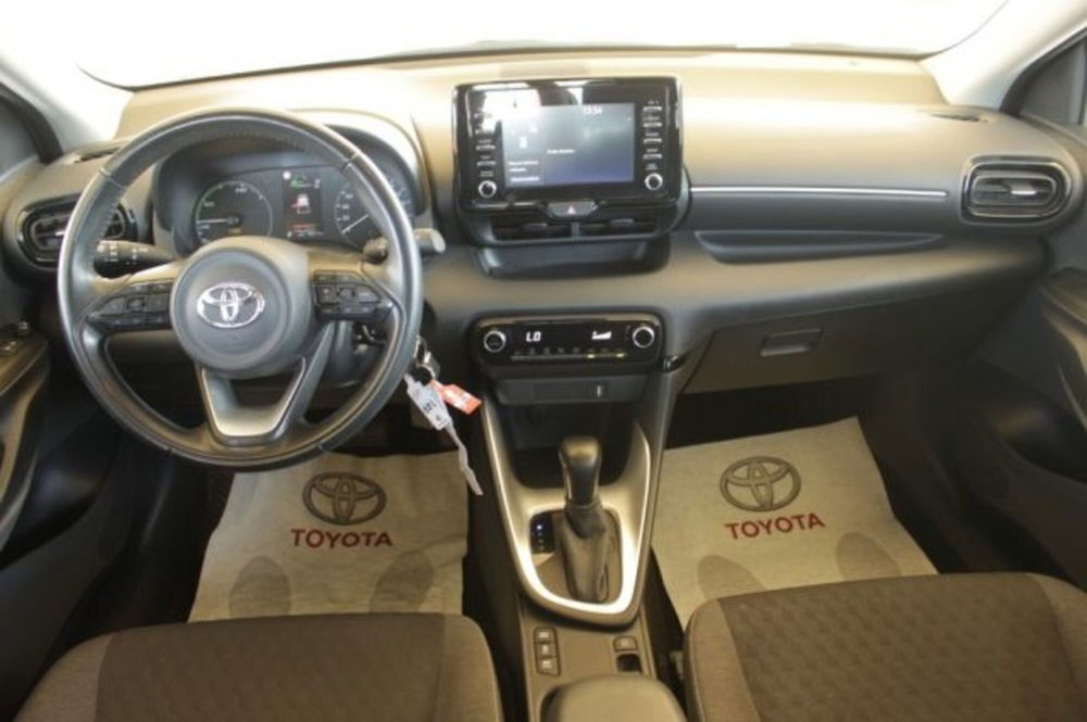 Toyota Yaris Cross usata a Roma (9)