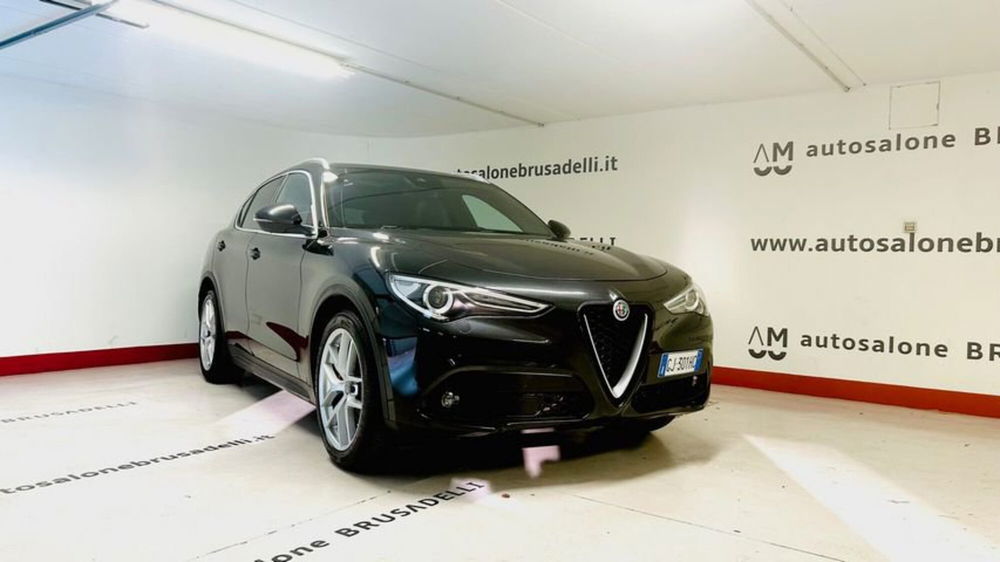 Alfa Romeo Stelvio usata a Lecco