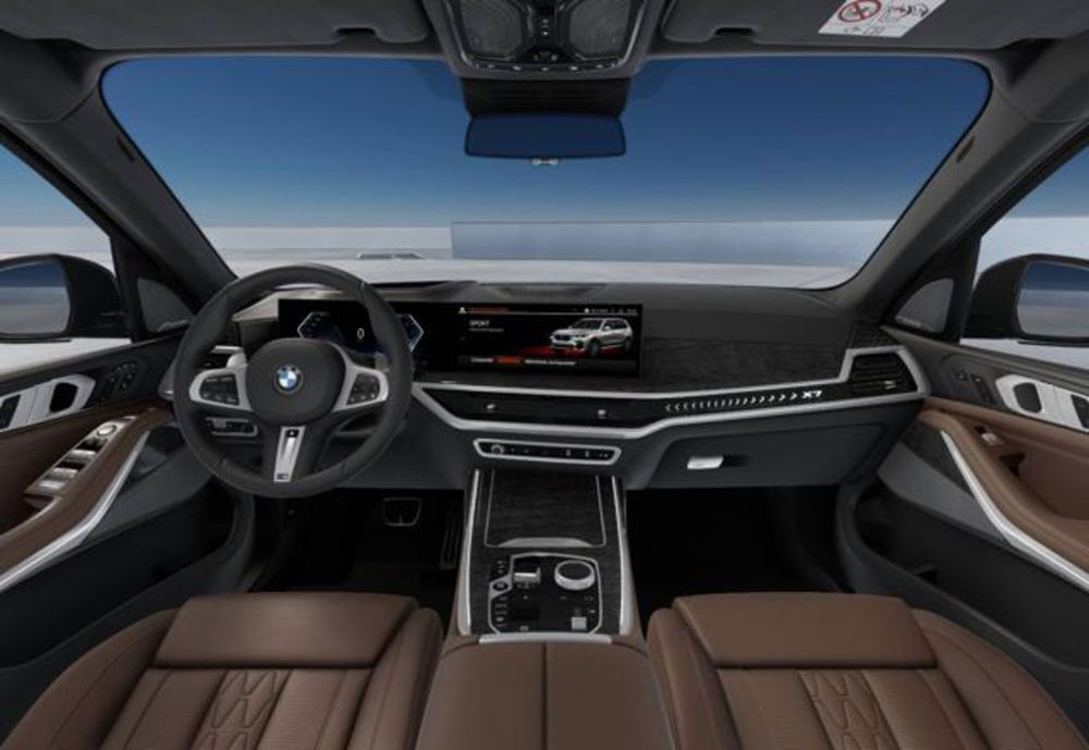 BMW X7 nuova a Modena (11)