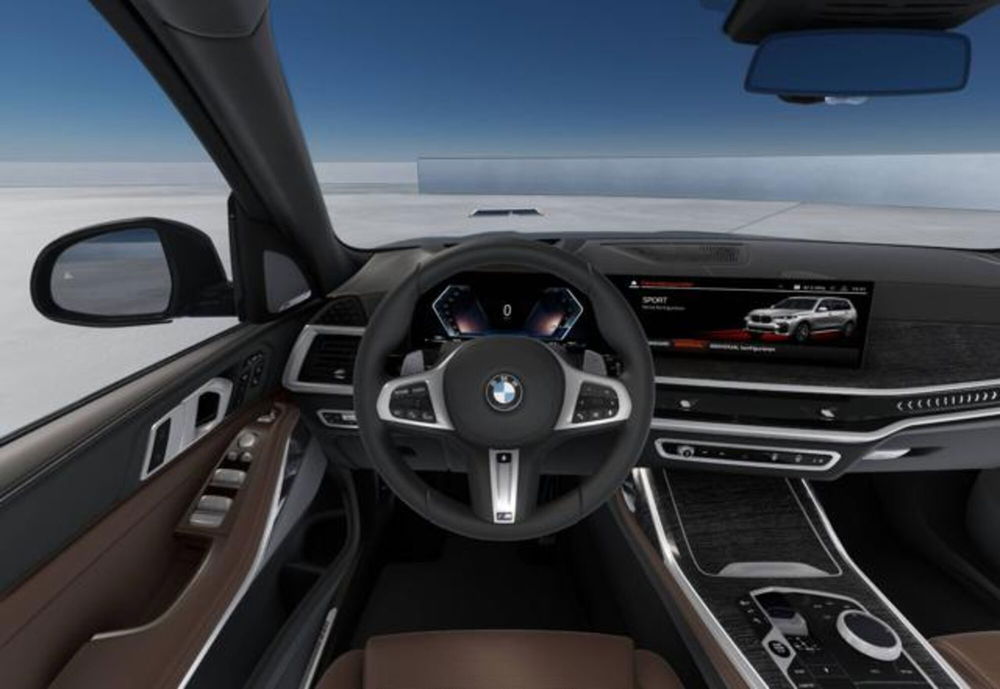 BMW X7 nuova a Modena (14)