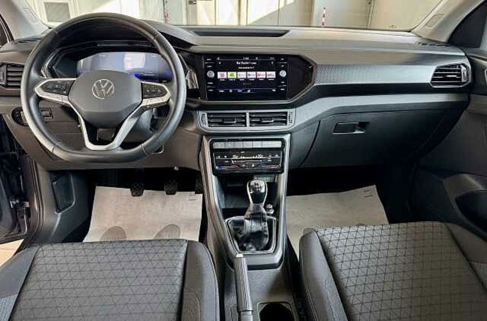 Volkswagen T-Cross usata a Torino (10)