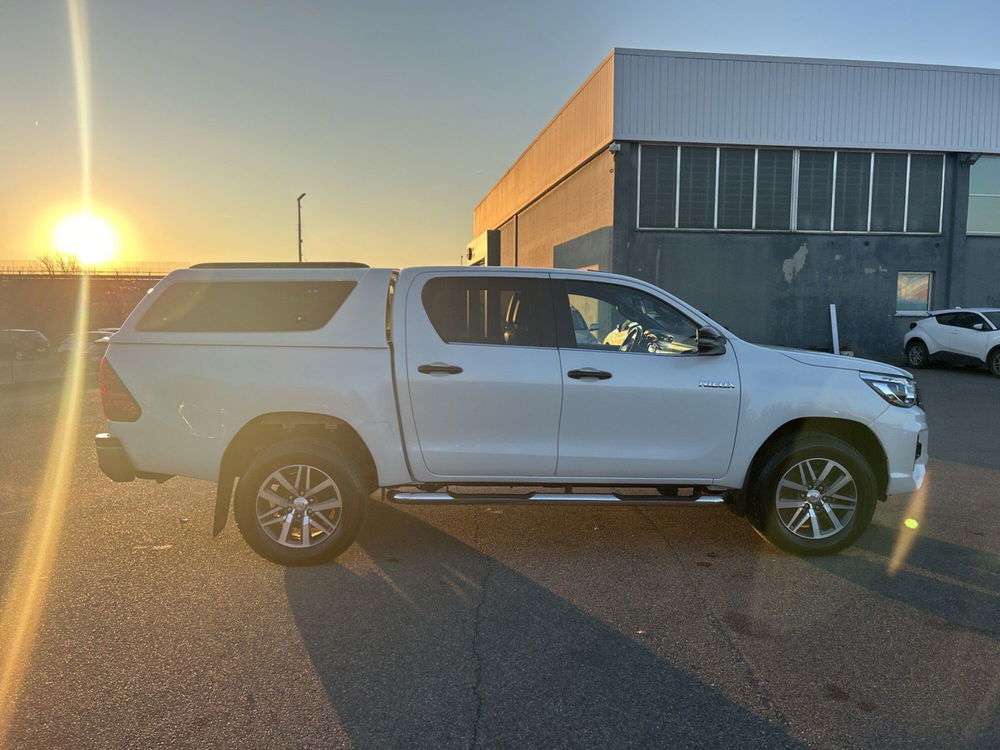 Toyota Hilux usata a Piacenza (7)