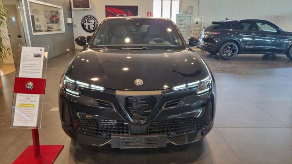 Alfa Romeo Junior nuova a Modena (2)