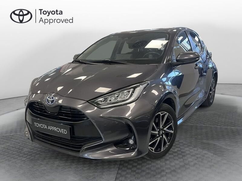 Toyota Yaris 1.5 Hybrid 5 porte Trend del 2020 usata a Prato