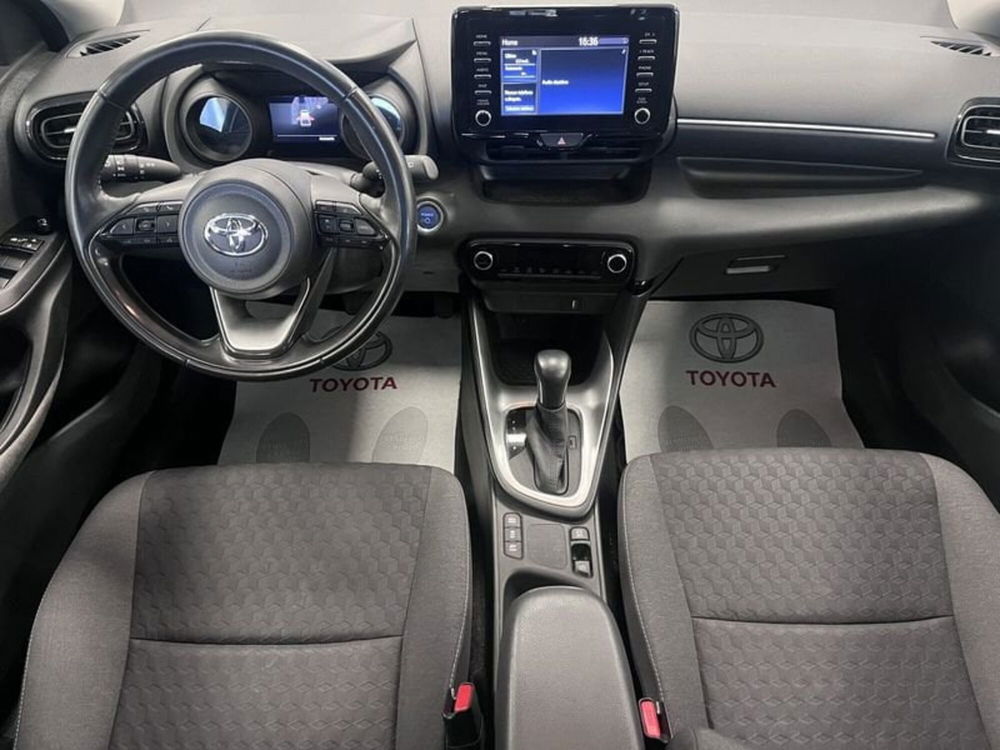 Toyota Yaris usata a Prato (9)