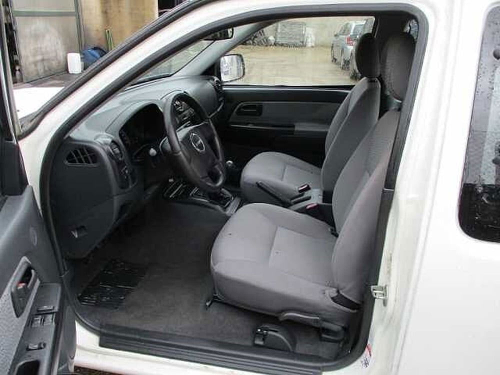 Isuzu D-Max Pick-up usata a Roma (5)