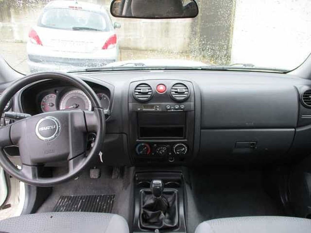 Isuzu D-Max Pick-up usata a Roma (7)