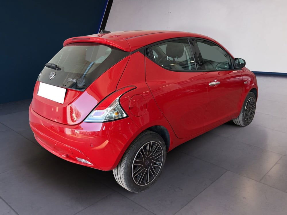 Lancia Ypsilon usata a Torino (4)