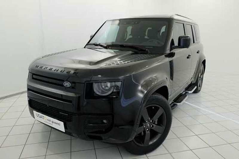 Land Rover Defender 110 3.0d i6 mhev X-Dynamic SE awd 200cv auto del 2023 usata a Castel d&#039;Ario