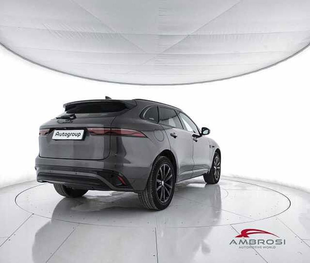 Jaguar F-Pace usata a Viterbo (3)