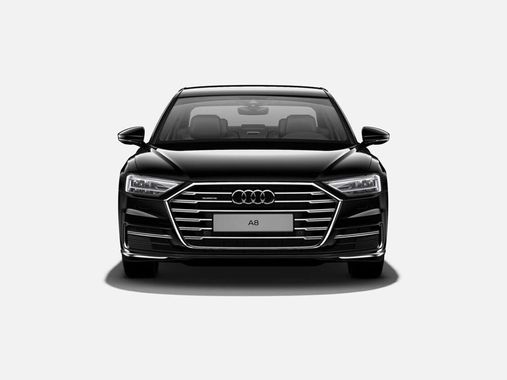 Audi A8 nuova a Novara