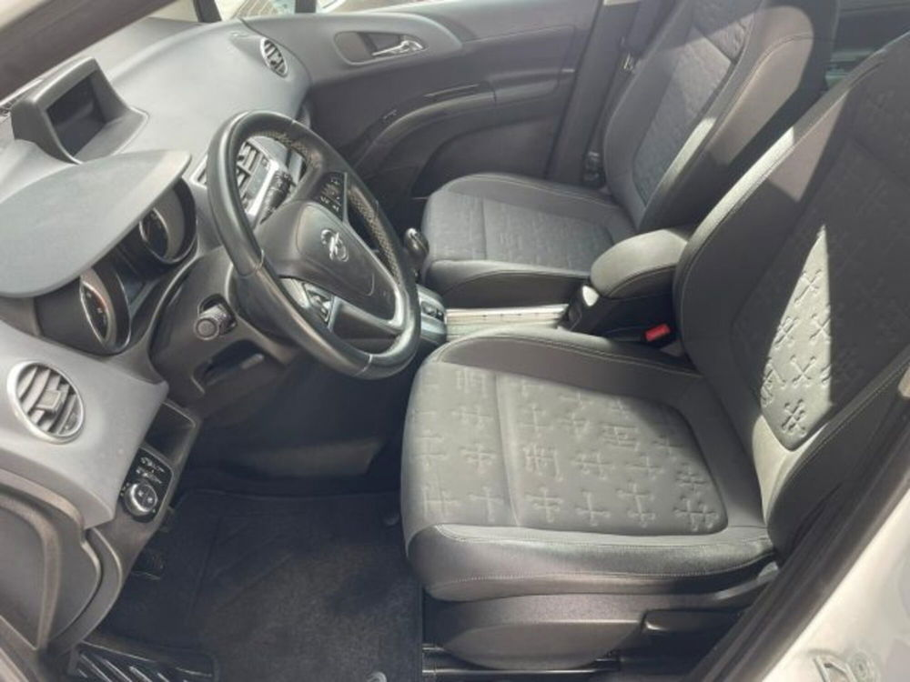 Opel Meriva usata a Perugia (9)