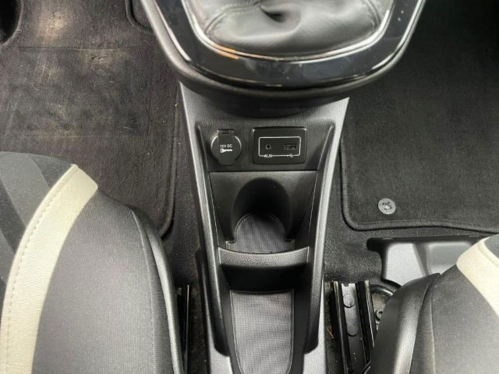 Lancia Ypsilon usata a Perugia (15)