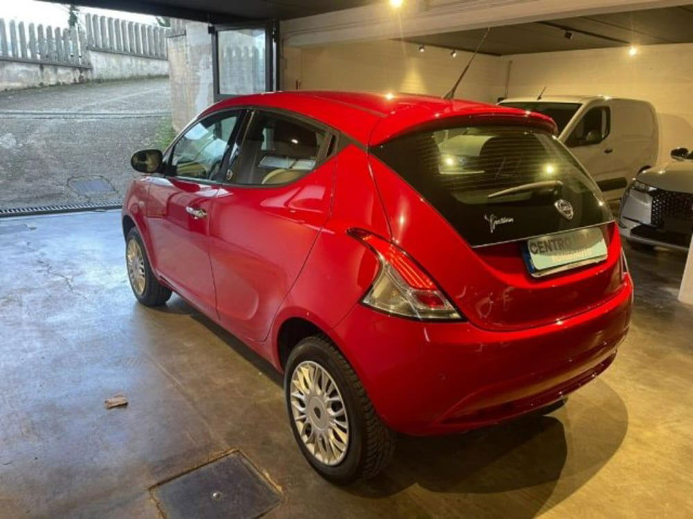 Lancia Ypsilon usata a Perugia (7)