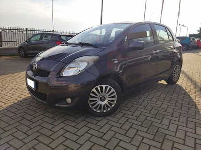 Toyota Yaris 1.D-4D DPF 5 porte M-MT Sol  del 2011 usata a Airasca