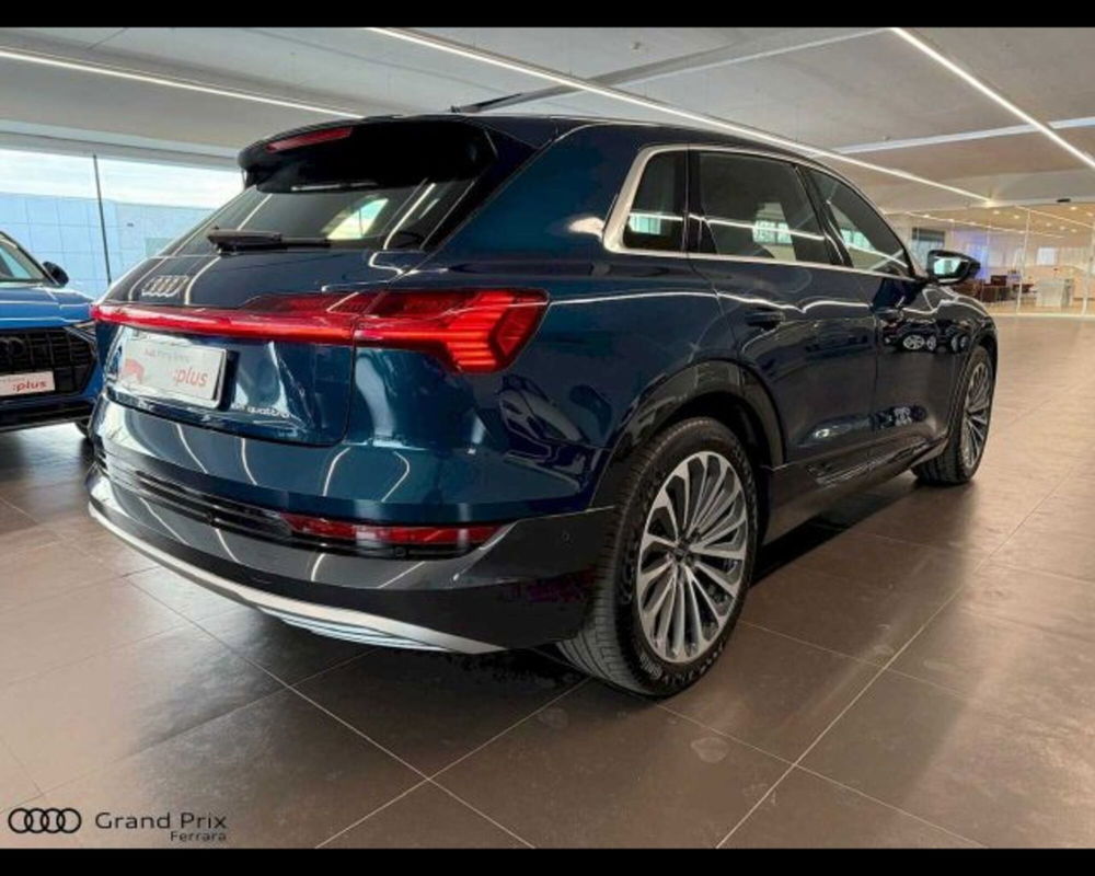 Audi e-tron usata a Bologna (6)