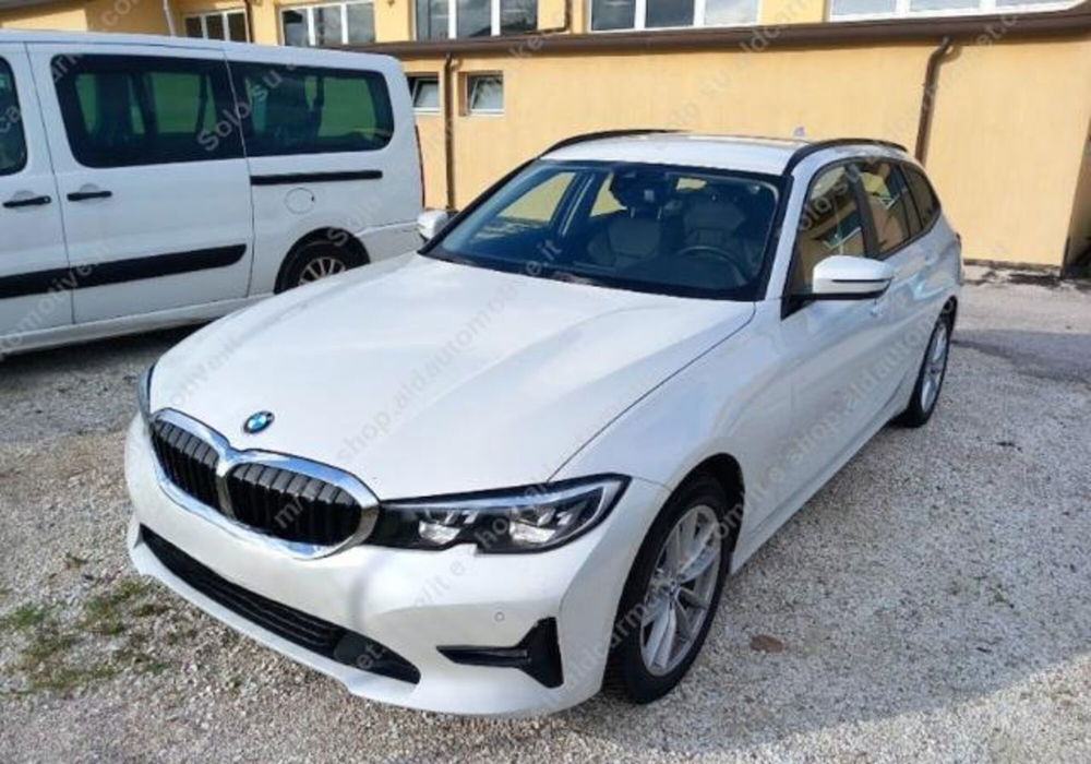 BMW Serie 3 usata a Lecce (3)