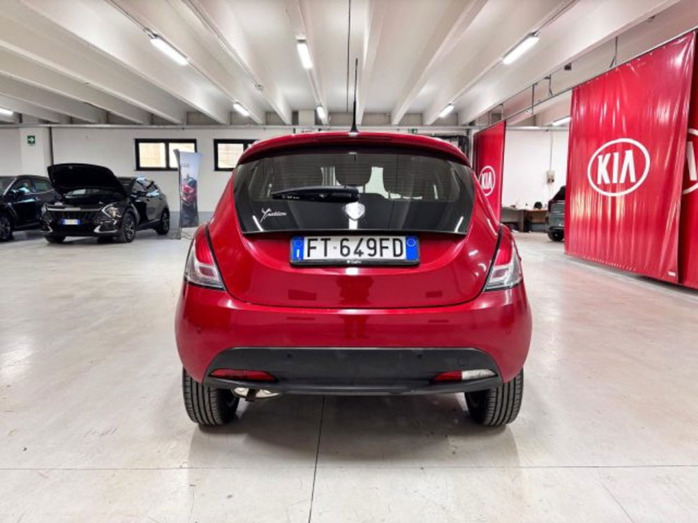 Lancia Ypsilon usata a Torino (4)