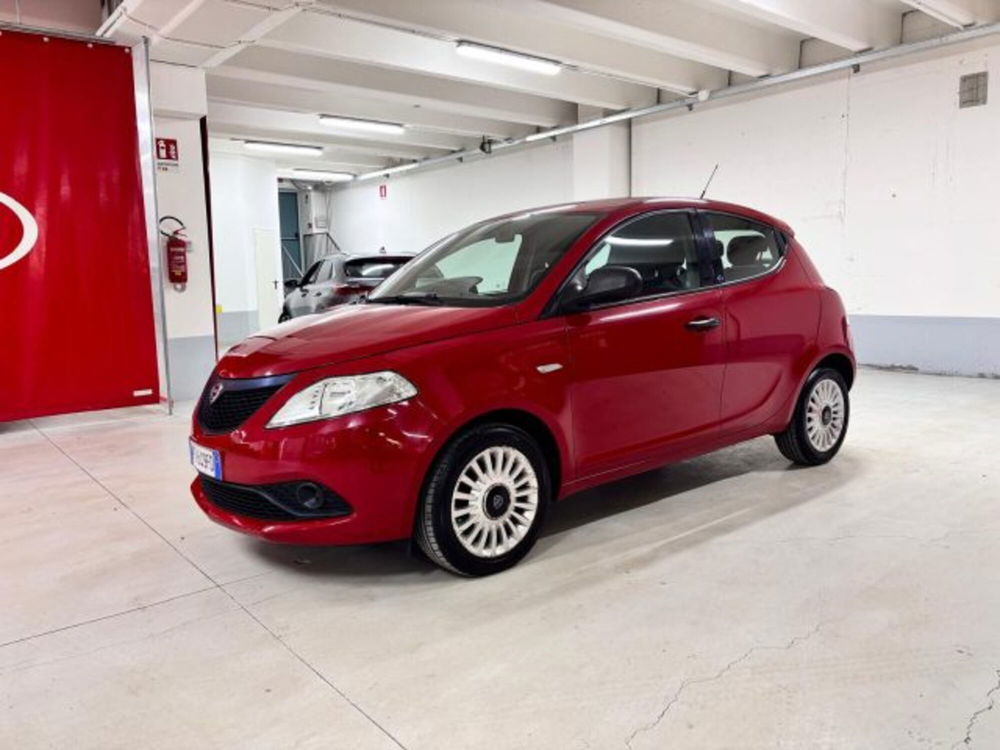 Lancia Ypsilon usata a Torino (7)