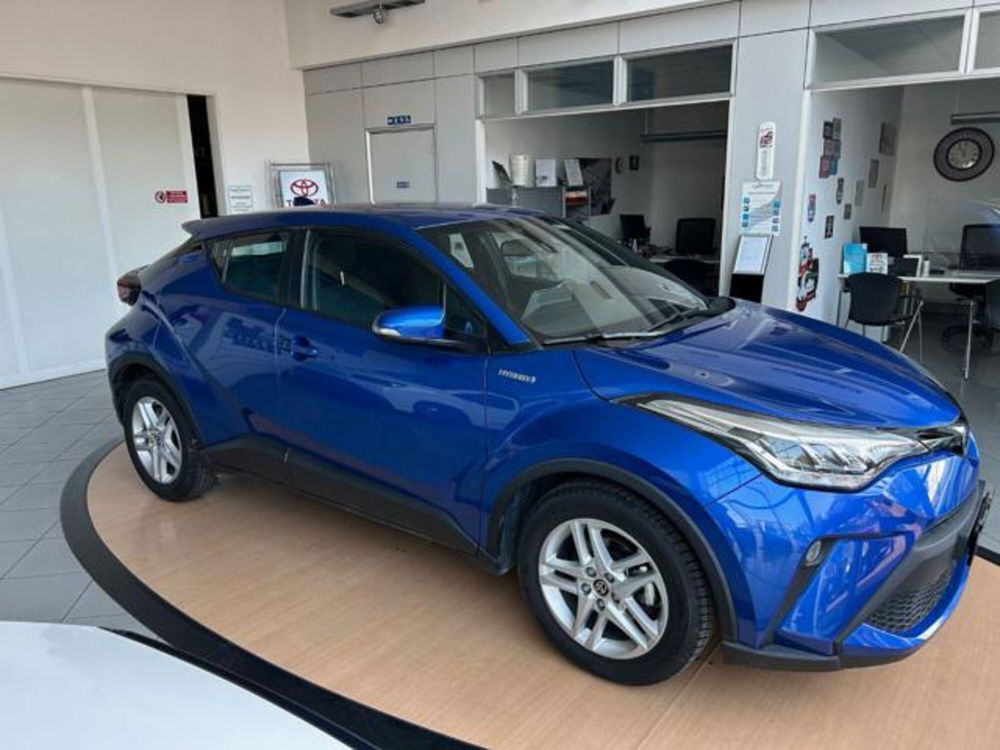 Toyota Toyota C-HR usata a Alessandria (3)