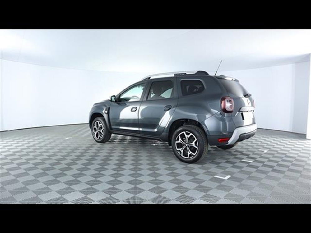 Dacia Duster usata a Piacenza (13)