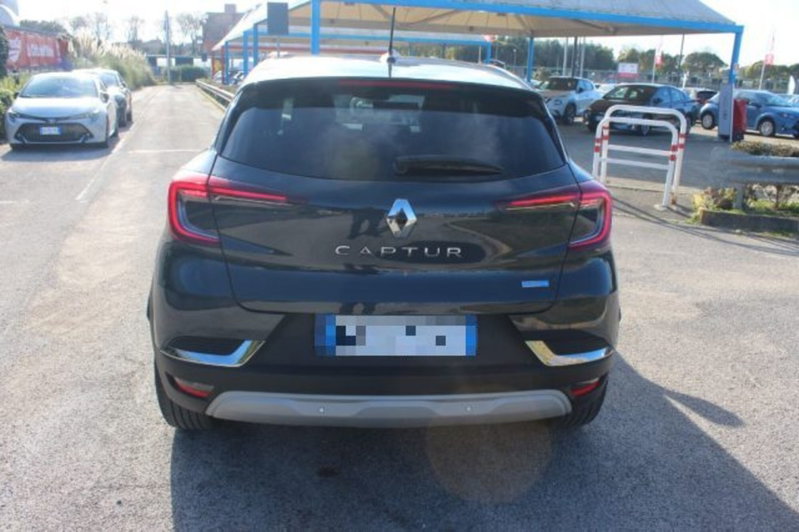 Renault Captur Full Hybrid E-Tech 145 CV Techno del 2022 usata a Roma