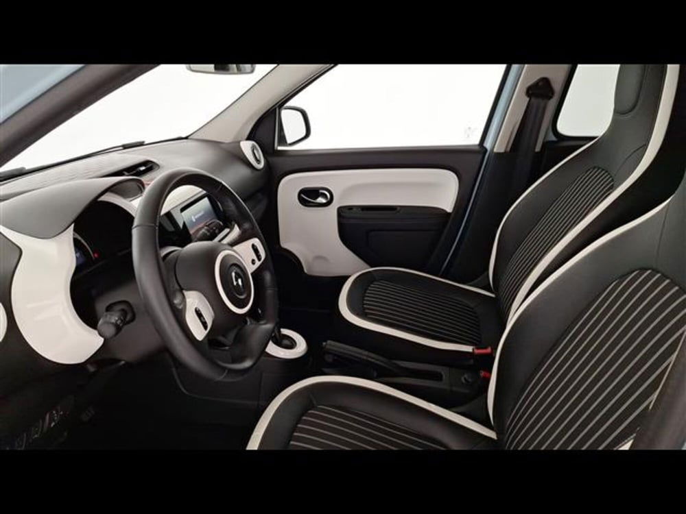 Renault Twingo usata a Milano (10)